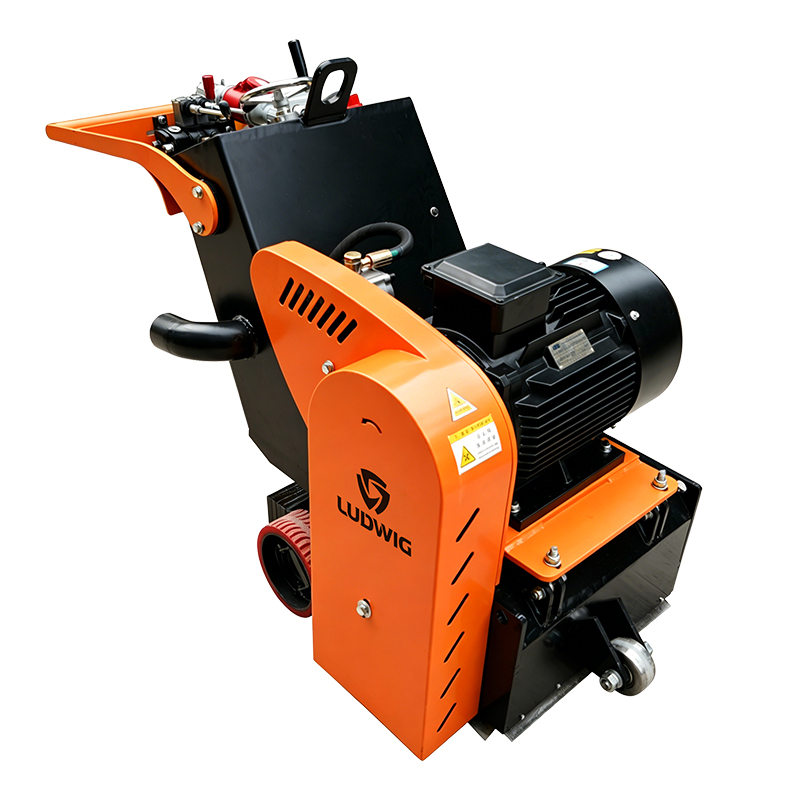 UM-ZF100